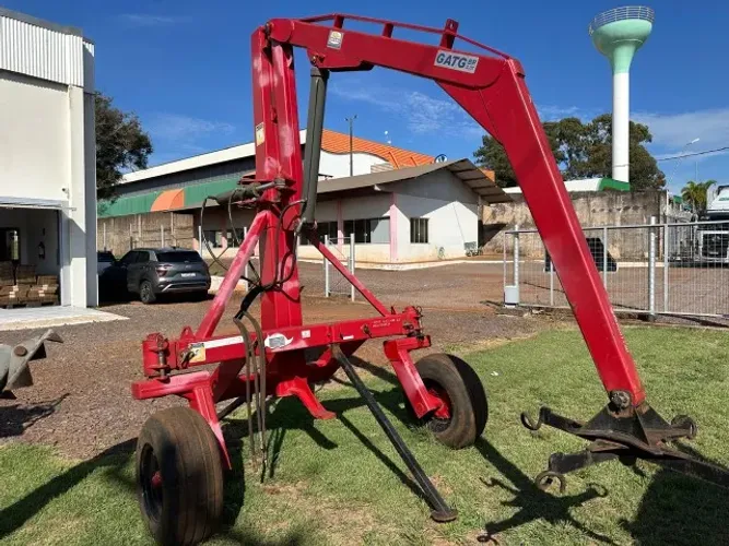 Guincho Agrícola Tatu Giratório Bitola Regulável