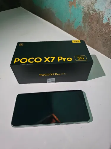 Xiaomi Poco X7 Pro 256GB / 8GB RAM (Versão Indiana) - Usado em Bom Estado
