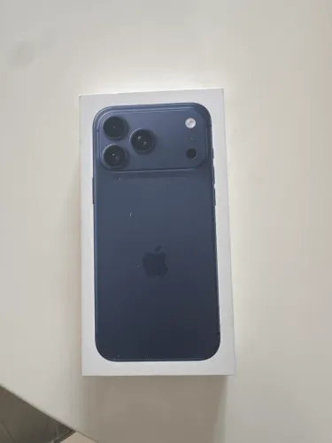 iPhone max 17 256 GB 