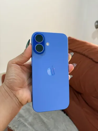 Iphone 16 128 ultramarino