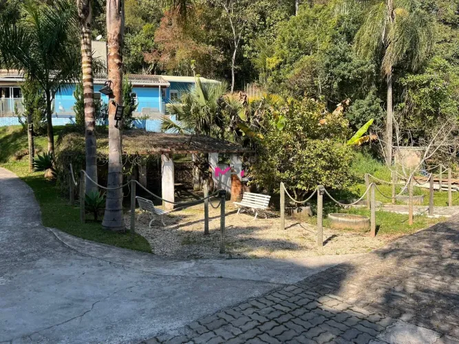 SITIO COM 30M2 PARA VENDA COM LAGO PISCINA SALAO DE JOGOS NO BAIRRO DO CAXAMBU JUNDIAI SP