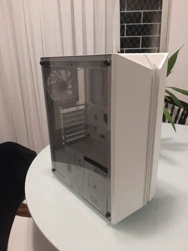 Gabinete gamer aigo darkflash dk151 branco nunca usado