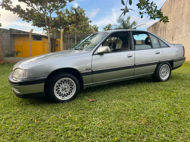 Chevrolet Omega GLS 2.2 / 2.0 (álcool) 1997