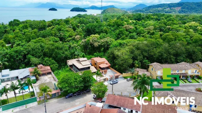 Casa à venda no Condomínio Mar Verde Praia da Mococa, Caraguatatuba