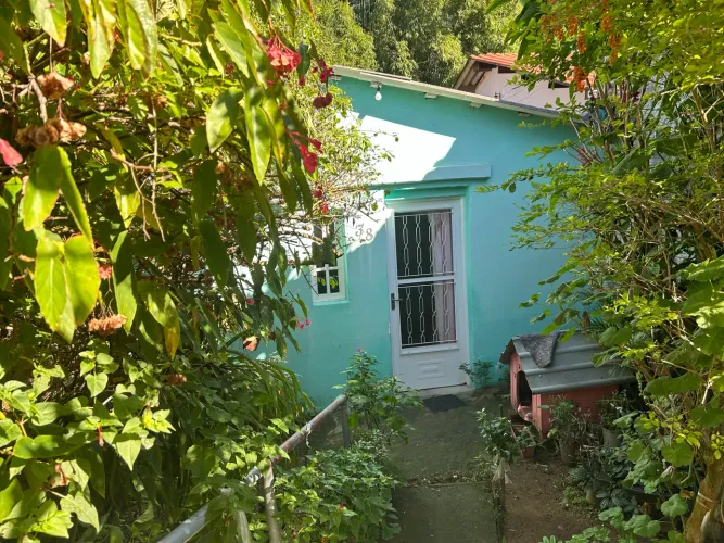 Casa com pátio parada 4 Mapa - Lomba do Pinheiro 