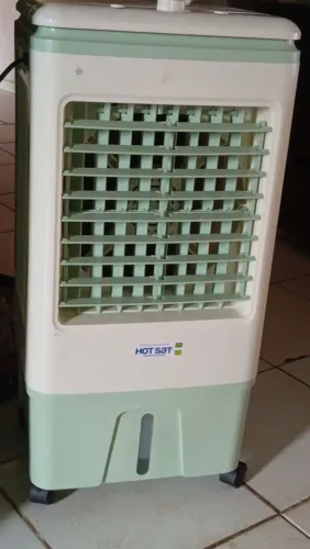 Vendo climatizador de dez litros seminovos com dos meses de uso