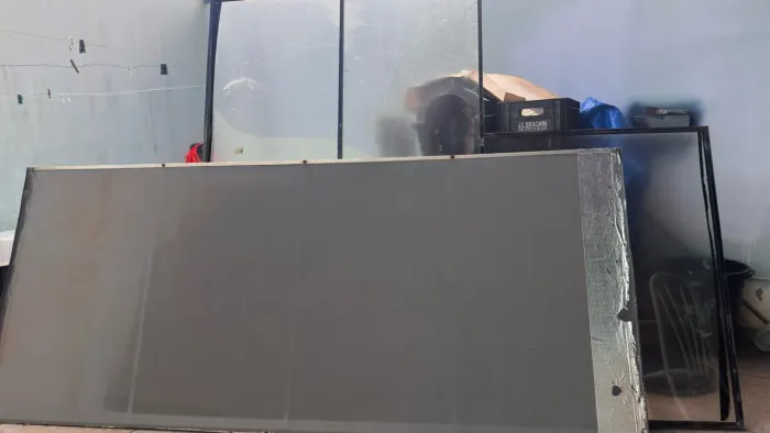 Vendo 2 Toldos um em policarbonato e outro em lona