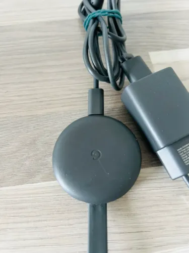 Google Chromecast - Transforma TV em Smart TV