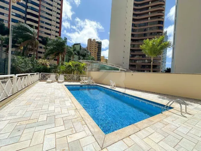 Apartamento com 3 dormitórios à venda, 330 m² por R$ 2.690.000,00 - Centro - Londrina/PR