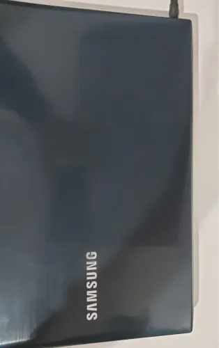 Notebook Samsung semi novo