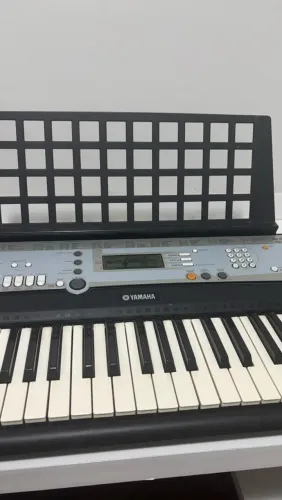 Teclado Yamaha PSR-E203