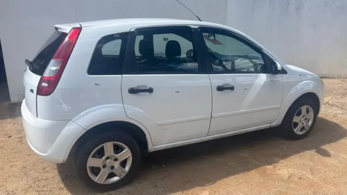 FORD/FIESTA 2004 1.0 PARA RETIRADA DE PEÇAS 