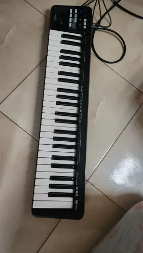 Controlador Roland A-49 BK