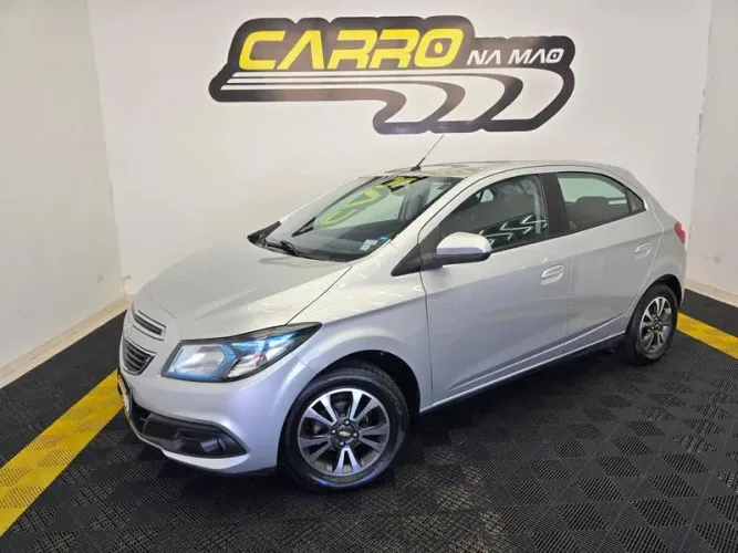 Chevrolet Onix Hatch LTZ 1.4 8V Flex Power Aut. 4P 2016