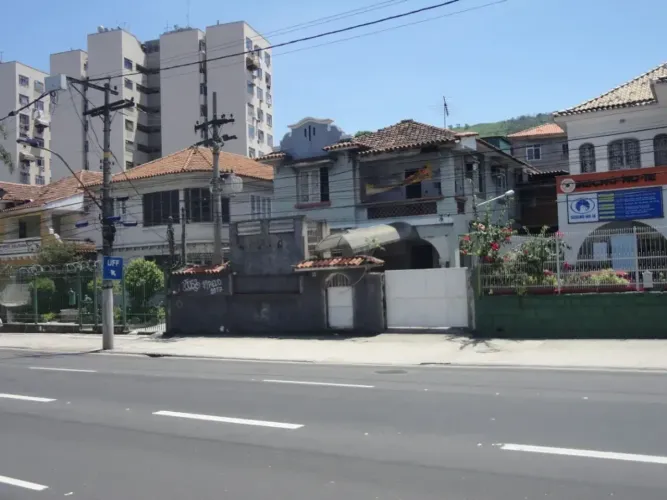 Casa para fins comerciais no centro de Niterói. Próximo ao terminal Rodoviário.