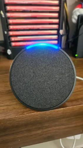 Echo Pop Alexa - Comandos por Voz Bluetooth e Wi-Fi Estado de Nova Sem Marcas de Uso