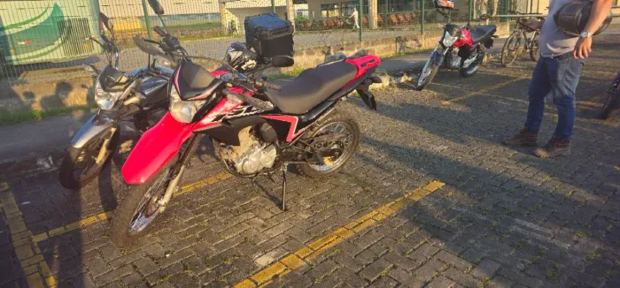 MOTO BROS 2020