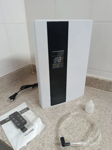 Desumidificador de Ar 2000ml 220v Controle Remoto Tira Mofo Umidade Silencioso Portátil 2l