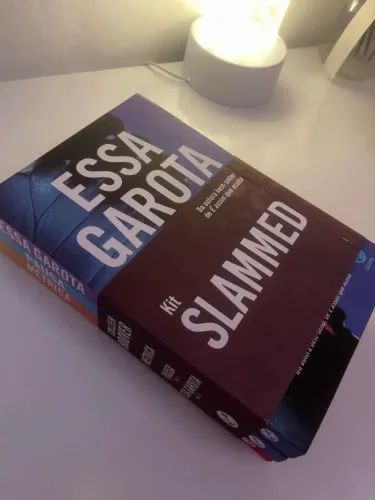 Métrica pausa e essa garota - Colleen Hoover