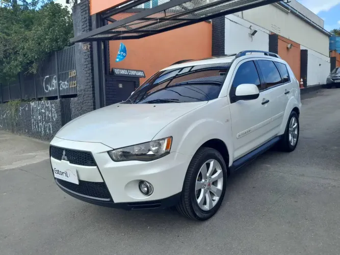 Mitsubishi Outlander 2.0 16V 160cv Aut. 2013