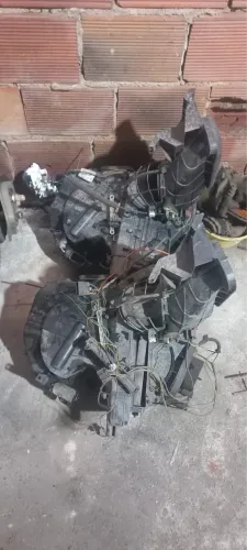 Caixa evaporadora de ar condicionado Grand Siena/ Novo Palio