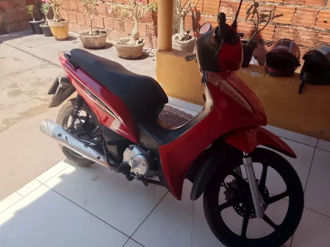 BIZ 125 ES FLEX VERMELHA  2016/2017