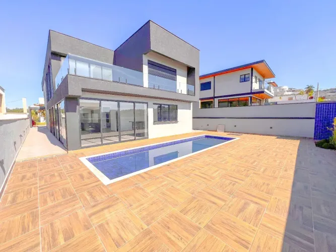 Casa de Condomínio em Condominio Figueira Garden - 4 Suites - Piscina - Churrasqueira e Mu