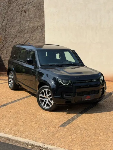 Land Rover Defender 110 2.0 Turbo HSE SI4 AUT 2022