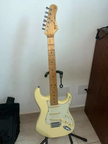 GUITARRA TAGIMA TG 530 ( EXTREMAMENTE NOVA )