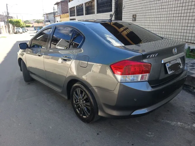 Honda City Sedan LX 1.5 Flex 16V 4P Aut. 2011