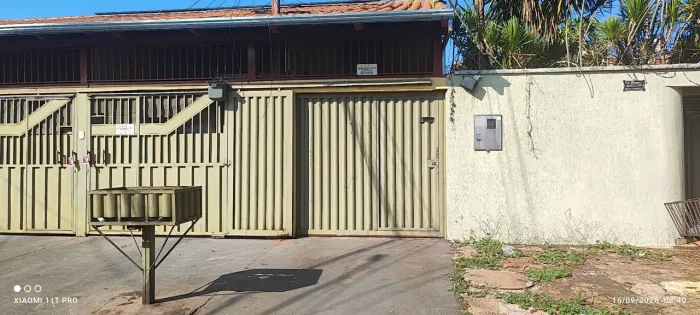 Aluga Casa no Jardim Guanabara I para Casal ou Solteiro, Sem Animais e Crianças 