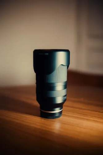 Lente Tamron 70-180mm F/2.8 Di Iii Vxd Sony E-mount Sony