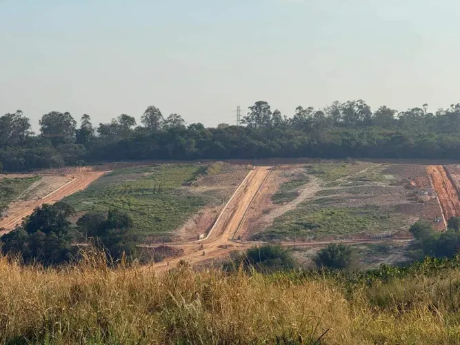 Terreno à venda, 400 m² - Lageado - Salto/SP