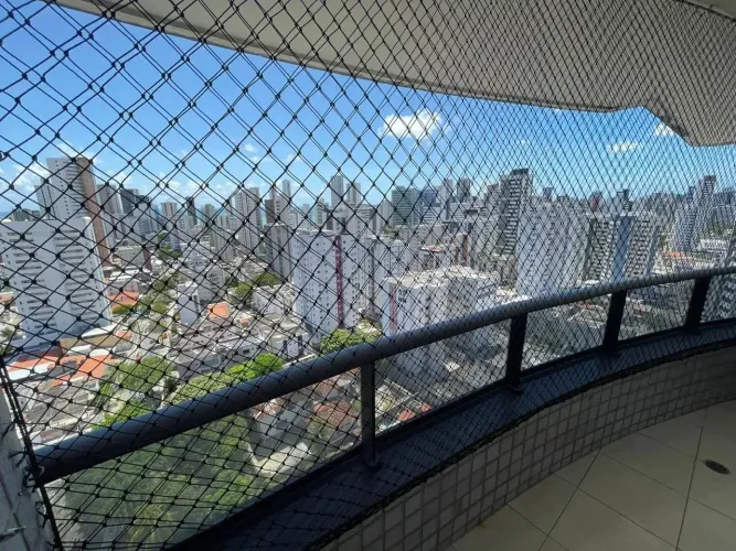 ESPAÇO, CONFORTO E UMA LOCALIZAÇÃO QUE FAZ TODA A DIFERENÇA!