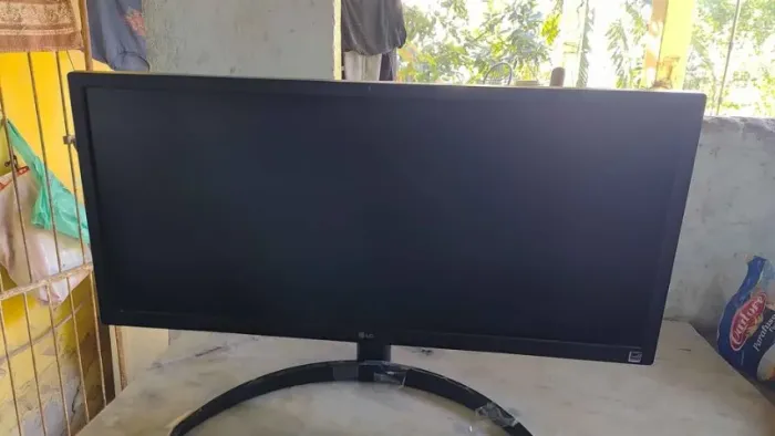 Vendo este monitor LG UltraWide 26 Polegadas