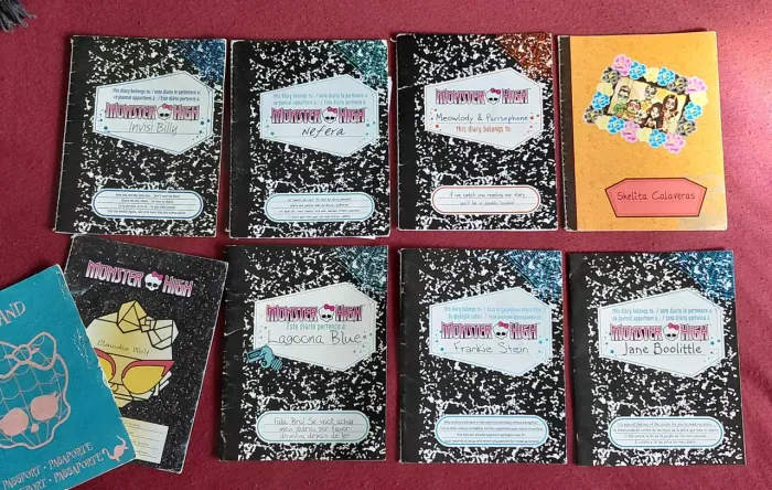 Diários Monster High - Ler Descrição