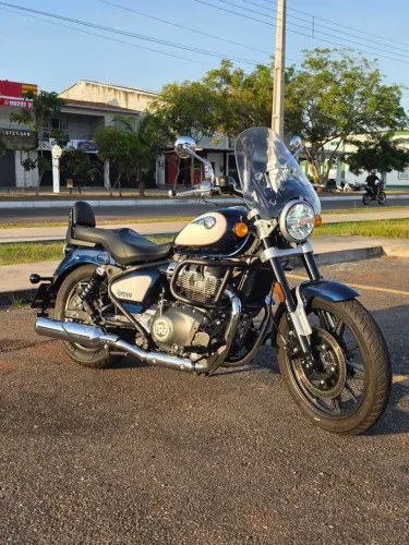 ROYAL ENFIELD SUPER METEOR 650 CELESTIAL BLUE - 2025