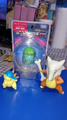 Bulbasaur Bulbassauro, Cyndaquil e Marowak