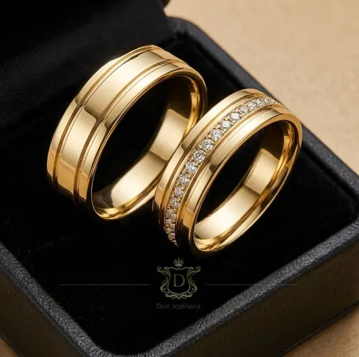Par de Alianças em Ouro 18K 750 com Diamantes
