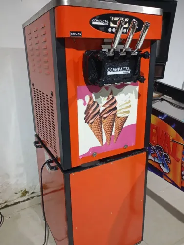 máquina de sorvete soft Compacta Print 