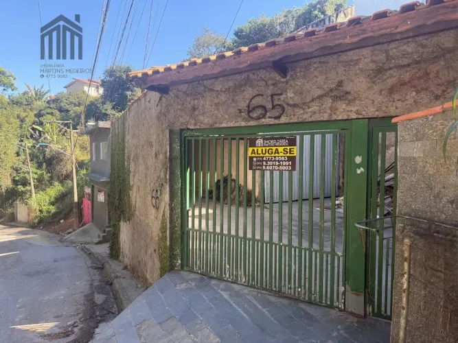 Imóvel para aluguel possui 40 metros quadrados com 2 quartos em Nova Itapevi - Itapevi - S