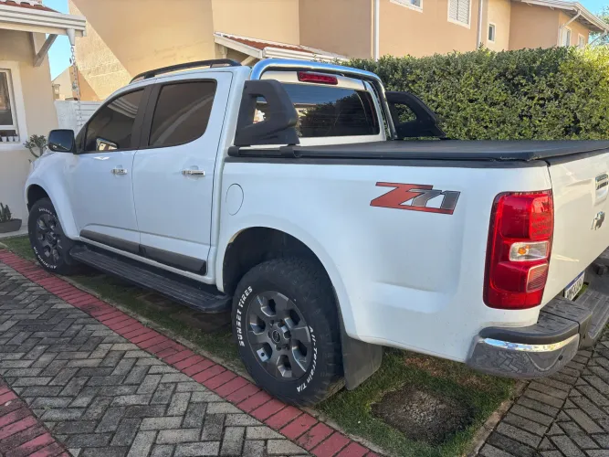 Chevrolet S10 Pick-up LTZ 2.4 F.power 4X2 CD 2013
