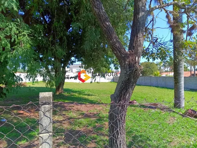 Lote plano à venda 1.200m²