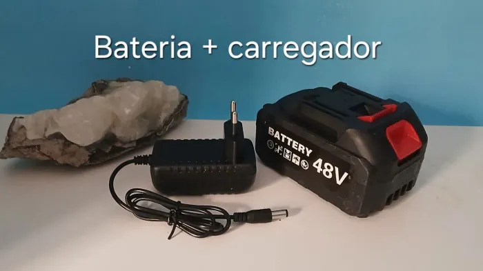 Carregado de bateria + bateria 48v