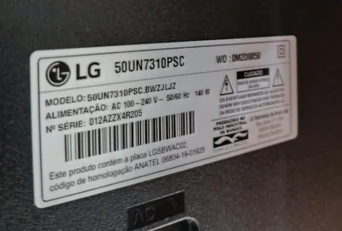 Tv lg 50un7310 com tela ruin tirar peças