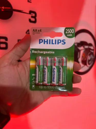 Pilhas recarregáveis AA Philips 