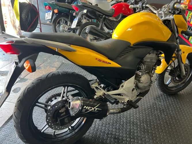 CB 300 2012