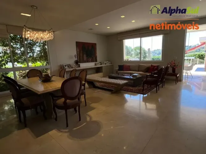 Casa para venda tem 505 metros quadrados com 4 quartos no Alphaville Lagoa doa Ingleses/NL