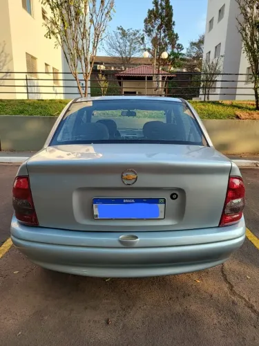 Chevrolet Corsa SED Class.spirit 1.0/1.0 Flexpower (álcool) 2006