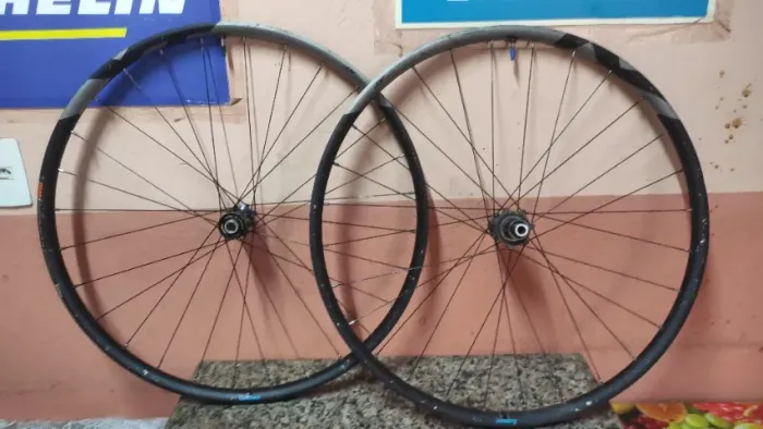 Roda 29 Deore Xt 12 Velo Microspline Boost 